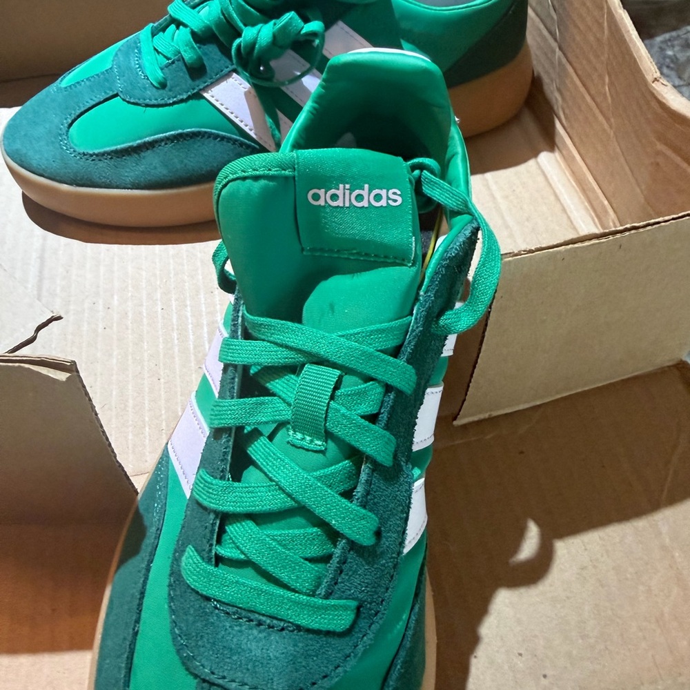adidas Green Suede sneakers - Picture 2 of 4